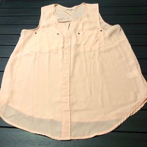 Women’s Maurice’s sleeveless blouse